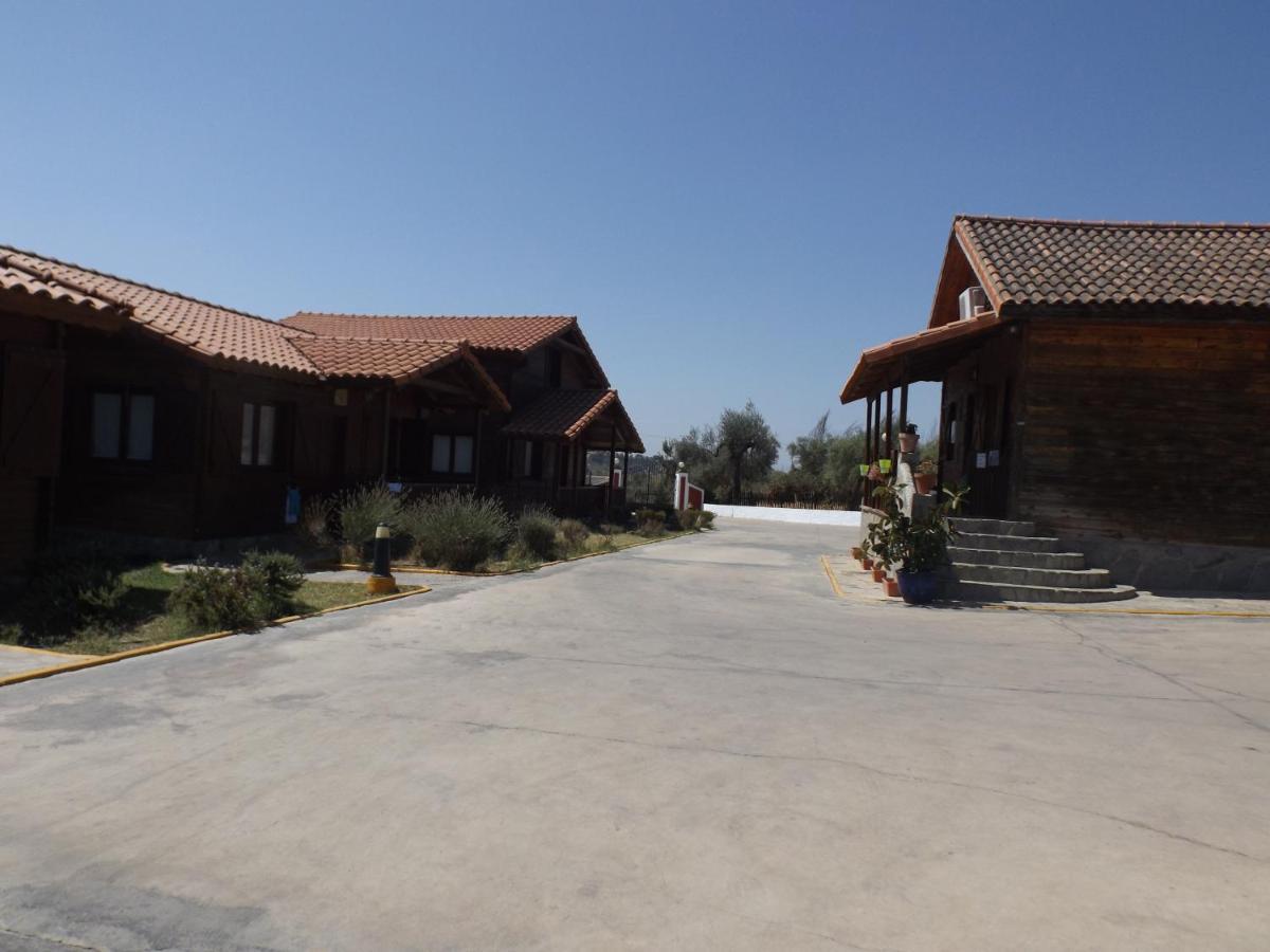 El Venero De Mostoles Constantina Bagian luar foto
